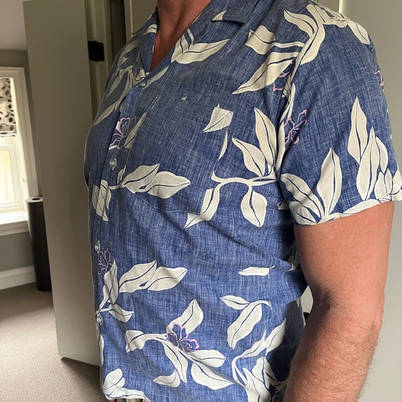 Authentic Hawaiian shirt - Picture 1 of 6